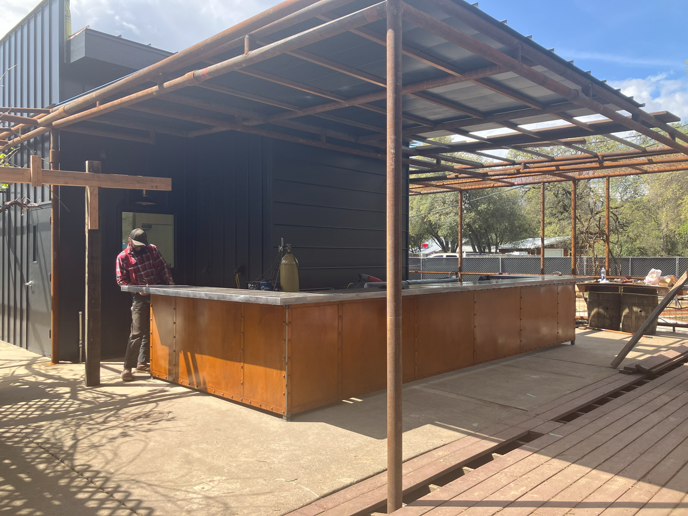 bar